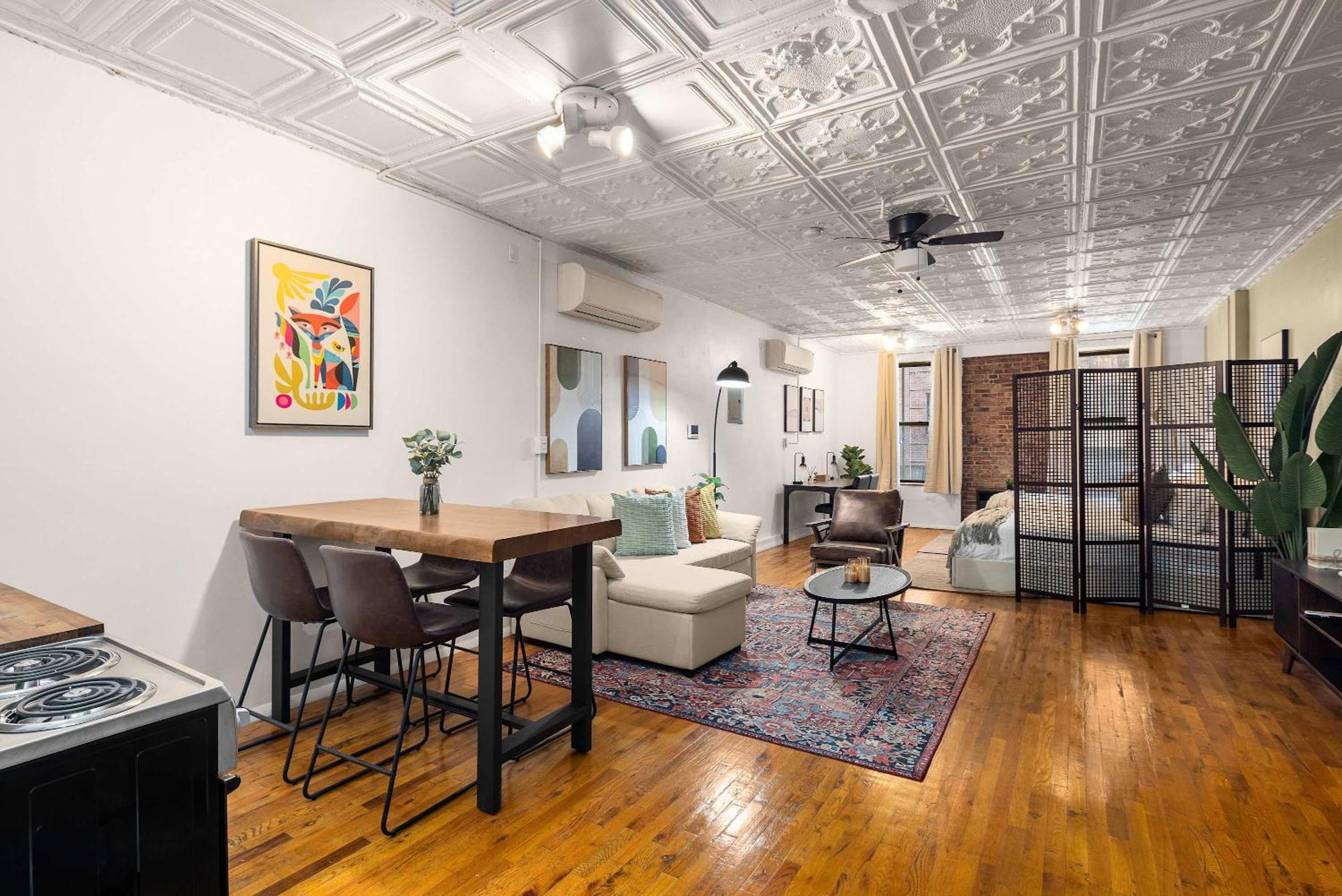 Apartamento Vibrant Nyc Loft - Open Space For 6 Guests